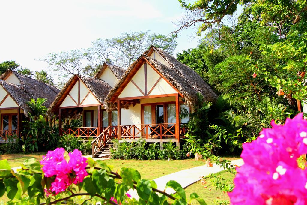 Playa Venao Hotel Resort Экстерьер фото